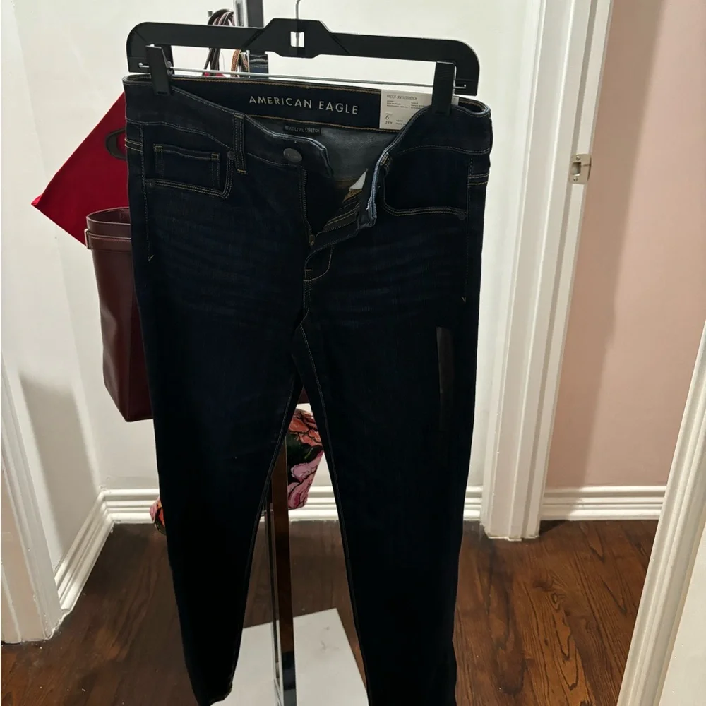 American Eagle Outfitters Indigo Stretch Jeans - Picture 4 of 5